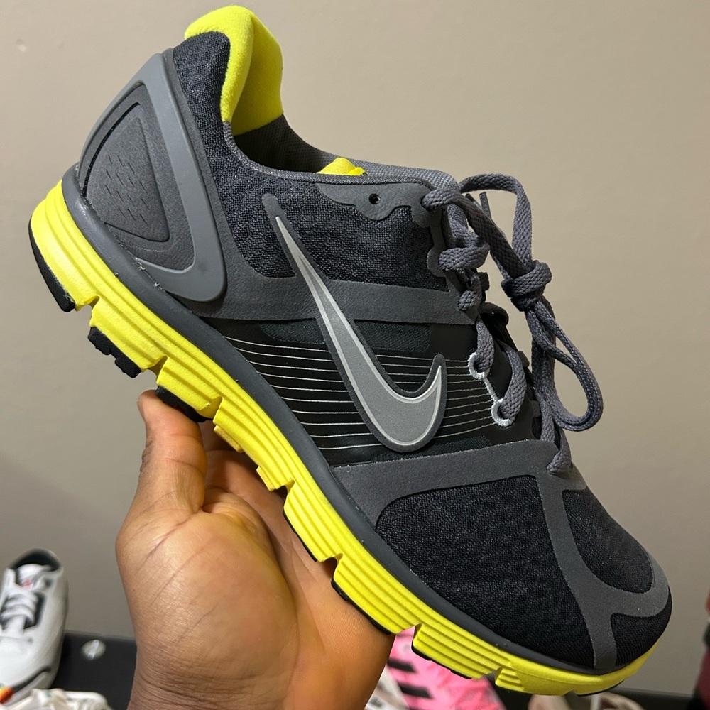 Nike Women’s Lunarglide Lunalite Black Grey Athletic Running 366645-003 Sz 11.5